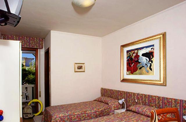 Hotel Nevada Μπιμπιόνε Εξωτερικό φωτογραφία